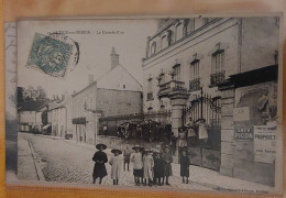 L'ISLE SUR SEREIN 89 - LA GRANDE RUE - TRES ANIMEE - ENFANTS, ECOLES - L'Isle Sur Serein