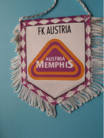 AUSTRIA MEMPHIS - FK AUSTRIA > FANION De FOOTBALL / VOETBAL (Pennant) WIMPEL (Drapeau) ( See Scan ) +/- 10 X 8 Cm.! - Abbigliamento, Souvenirs & Varie