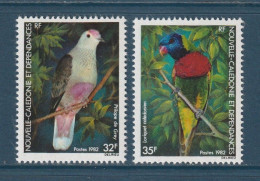 Nouvelle Calédonie - YT N° 462 Et 463 ** - Neuf Sans Charnière - 1982 - Unused Stamps