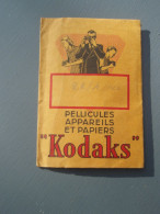 Pochette  " KODAKS  " Pellicules, Appareils Et Papiers. - Materiaal & Toebehoren