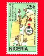 NIGERIA  - Usato - 1983 - 10 Anni Del Corpo Nazionale Dei Servizi Giovanili - Formazione Per Ruoli Di Leadership - 25 - Nigeria (1961-...)