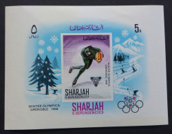 Sharjah 1968  Block  31 B Jeux Olympiques Grenoble 1968 Skating Geschnitten  Postfrisch **  MNH  #6424 - Invierno 1968: Grenoble