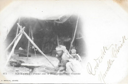 Algérie )   Sud Algérien  -  Femme Sous La Tente Préparant Le Couscous - Métiers