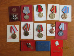 RUSSIA ESTONIA WW II SET OF SILVER ORDER AND SILVER MEDAL AND OTHER MEDALS TO ONE MAN FOR MILITARY MERITS , 19-4 - Russland