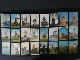 LOT DE 50 CARTES POSTALES DE MOULINS - Colecciones Y Lotes