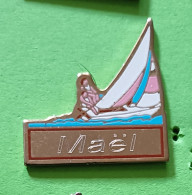 Pin's Bateau Voilier Maël - Schiffahrt