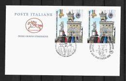 2021 Joint/Congiunta Italy And San Marino, MIXED FDC WITH BOTH STAMPS: 100 Years Carabinieri - Emissions Communes