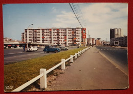 CPM - Garges Les Gonesse  -(Val D'Oise) - La Dame Blanche - Avenue Principale (auto, Voiture Ancienne ) - Garges Les Gonesses