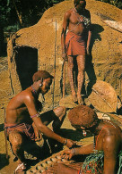 AFRIQUE KENYA MASAI MANYATTA Tribu  Ed Kenya Stationers Ph Dino Sassi (scan Recto-verso) KEVREN0175 - Kenya