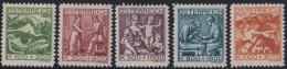 Austria  326/330 * Charnela. 1924 - Ungebraucht