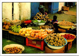 19-2-2024 (4 X 40) African - Market Fruit Seller - Verkopers