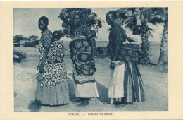 CPA ( Belle Animation Gros Plan)-24891-Zambèze ( Zambie)-Femmes  Ma-Rotsé-Livraison Offerte - Zambia