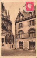 FRANCE - Chartres - Vue Sur L'ancienne Poste Et Le Portail Sud De La Cathédrale - Carte Postale Ancienne - Chartres