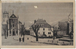 74 BOEGE . PLACE DE L EGLISE ( Sous La Neige ) - Boëge