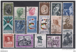 REPUBBLICA:  1957  ANNATA  CPL. -  17  VAL. US. -  SASS. 809/825 - Full Years