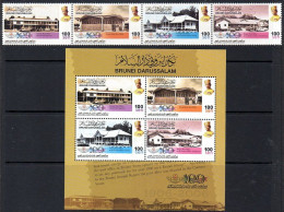 Brunei 0651/54 Et Bf 29, 100 Ans De Services Postaux, Bâtiments De La Poste - Posta