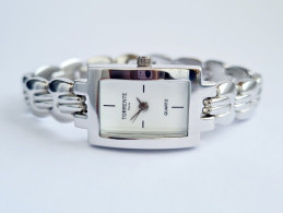 Vintage French TORRENTE PARIS Quartz Women's Watch Ladies Watch Made In France - Watches: Modern
