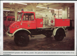 1978 Foto Met Brandweer Poederwagen Geladen Met 1000kg Poeder -  Fire Powder Truck Loaded With 1000kg Powder - Unclassified