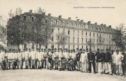 Saintes * Les Tambours * La Caserne Taillebourg * Régiment - Saintes