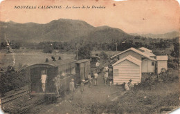 Nouvelle Calédonie - La Gare De Dumbéa - Animé - Train -   Carte Postale Ancienne - Nouvelle-Calédonie