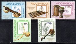 Z876A - MOZAMBICO 1981 , Serie Completa Yvert N. 796/800  ***  MNH  (2380A)  Musica - Mozambique