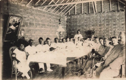 Nouvelle Calédonie - Colons, Militaires Et Locaux  Dont Canaques Réunis - Carte Photo -  Carte Postale Ancienne - Nueva Caledonia