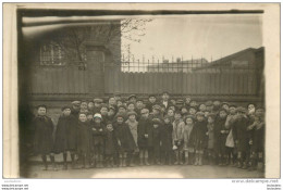 CARTE PHOTO GROUPE D'ENFANTS LIEU NON IDENTIFIE - A Identifier