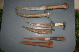 Lot De 3 Couteaux Arabes Poignards Islamiques - Armes Blanches