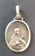 Pendentif Médaille Religieuse Argent 800 Début XXe "Sainte Thérèse De L'Enfant Jésus / Lisieux" Religious Medal - Religion & Esotérisme