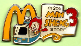 Pin's Mac Do McDonald's Ronald Min Sheng Store Transport En Commun Rapide - 9GG24 - McDonald's