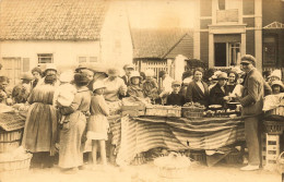 Le Crotoy * Carte Photo Photographe Photo Souvenir * Jour De Marché * Marchands Villageois - Le Crotoy