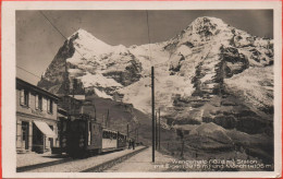 WENGERNALPBAHN Station Mit Eiger Und Mönch - Wengen