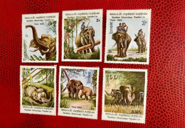 LAOS 1982 6v Neuf MNH ** Mi 523 / 528 Mamíferos Mammals Säugetiere Mammiferi Mammifère - Eléphants