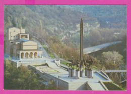 308691 / Bulgaria - Veliko Tarnovo - Monument To The Assen Dynasty Sculptor Kr. Damyanov "Boris Denev" Art Gallery 1989  - Monumenti