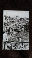 PHOTO CAMP NAZI EHEMALINGES KZ SACHSENHAUSEN   FORMAT 10.5 PAR 7 CM GUERRE 39 45 PRISONNIERS AU TRAVAIL - Guerre, Militaire