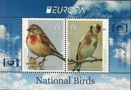 GUERNSEY - EUROPA 2019 - NATIONAL BIRDS & SYMBOLISH.- "AVES - BIRDS - VÖGEL - OISEAUX"- HOJITA BLOQUE - 2019