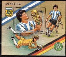 GUINEE     BF  67  * *     Cup 1986      Soccer  Fussball  Football Maradona - 1986 – Mexico