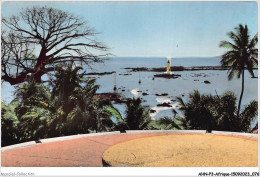 AHNP3-0308 - AFRIQUE - GUINEE - CONAKRY - Vue Sur Le Phare - Guinée