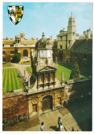 CPSM 10.5 X 15 Grande Bretagne Angleterre (212) CAMBRIDGE  Caius Court, Gonville And Caius College - Cambridge