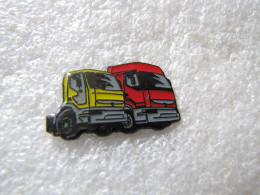 Pin's   CAMION  RENAULT - Transports