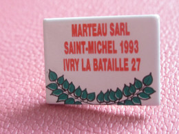 Association Histoire/ "Marteau Sarl  , Saint Michel 1993  " / Ivry La Bataille /  Métal  Peint /1993    INS197 - Verenigingen