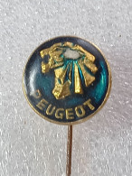 PEUGEOT Auto Moto CLUB YUGOSLAVIA / Car OLD LOGO Voiture - Vintage Pin Badge - Peugeot
