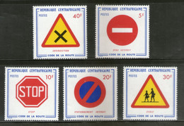 Central African Republic 1975 Traffic Signs Road Safety Sc 231-35 MNH # 109 - Altri (Terra)