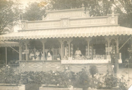 Commerce - Stand Du Chocolat Meunier Sur Une Grande Foire à Localiser - Fairs