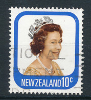 Timbre : NEW ZEALAND, NOUVELLE ZELANDE (1975), Queen Elizabeth II, 10c, Oblitéré - Usati
