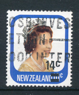 Timbre : NEW ZEALAND, NOUVELLE ZELANDE (1975), Queen Elizabeth II, 10c Surchargé 14 C, Oblitéré - Usados