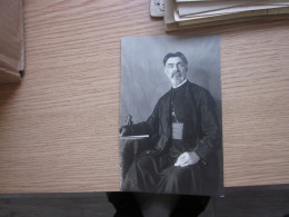 Beograd Orthodox Priest Foto Luka Bogdanovic - Serbie