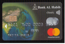 USED COLLECTABLE CARD BANK AL HABIB MASTERCARD  ( 4 ) - Credit Cards (Exp. Date Min. 10 Years)