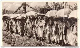 ERITREA - SOTTO AL SOLE IN ATTESA DELLE AUTORITA' - Eritrea