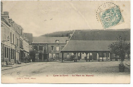 27 - Lyons-la-Forêt - La Place Du Marché  - C - Lyons-la-Forêt